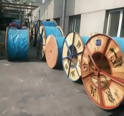 國標(biāo)電纜便是徹底依照國標(biāo)來出產(chǎn)的電線